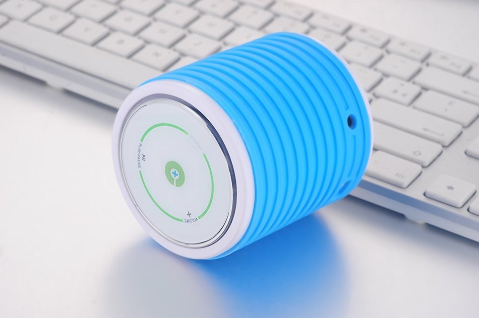 Pop Up Wireless Bluetooth Speaker,Touch Screen ,Changable Silicone Case+3W Output (Black)