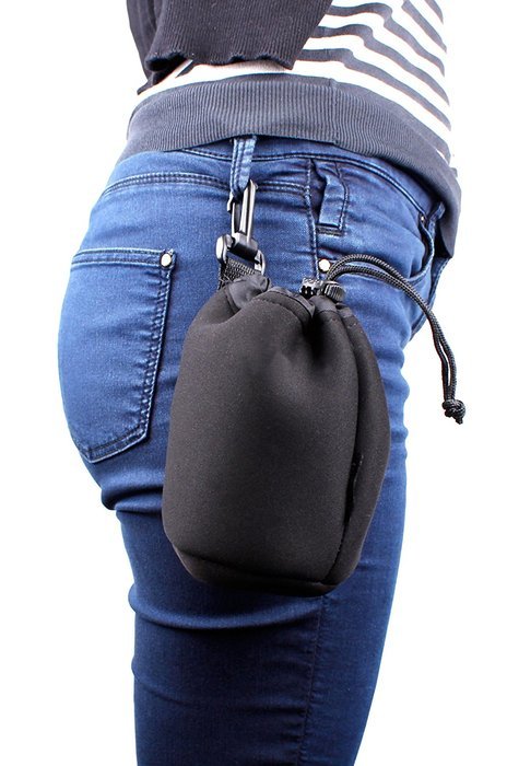 DURAGADGET Jet Black Super-Soft Nylon Pouch in Size Medium for Etekcity RoverBeats T3 Ultra Portable Wireless... N4