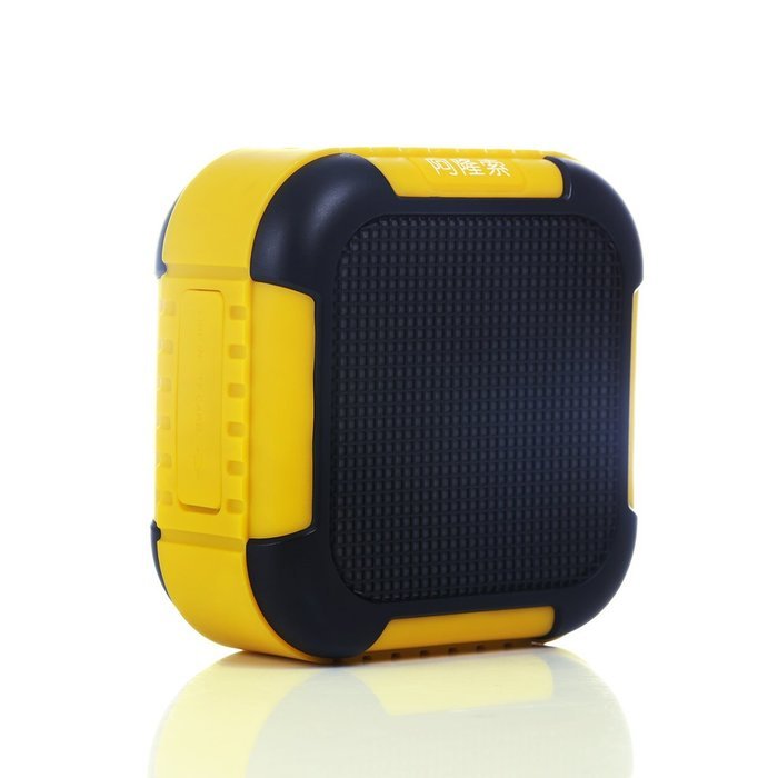 Beyondteck Fire-fly Colorful LED Lights Pulse Wireless Portable Rechargeable Bluetooth Speaker with Carabiner