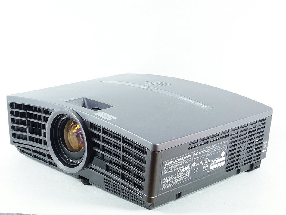 Mitsubishi XD490U 1024 x 768 (XGA) resolution, 3000 ANSI Lumens, 6.5 lbs N2