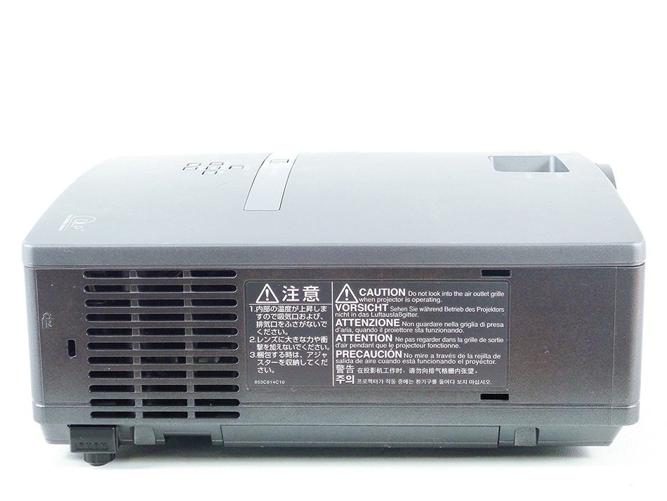 Mitsubishi XD490U 1024 x 768 (XGA) resolution, 3000 ANSI Lumens, 6.5 lbs N4