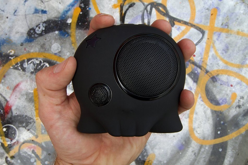 Boombotix Boombot2+ Ultraportable Speaker (Black) N7