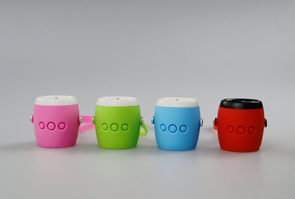 WOW Mighty Music Engine Bluetooth Speaker - White/Blue N3