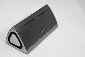 BEiLEET Zone Wireless Bluetooth Speaker N4
