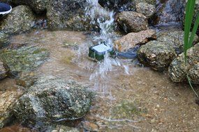 Outdoor Bluetooth Speaker, GLL Waterproof Shower Wireless Speaker, Shockproof Dustproof Portable Bluetooth Speaker... N2