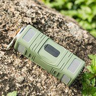 Outdoor bluetooth speaker wireless speaker portable waterproof Hi-Fi speaker with torch light for outdoor sports...