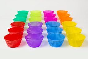 The Boston Sweets Silicone Cupcake Liners - 24 Pack Baking Cups- EIGHT colors - Reusable &amp; Nonstick Muffin Molds... N5