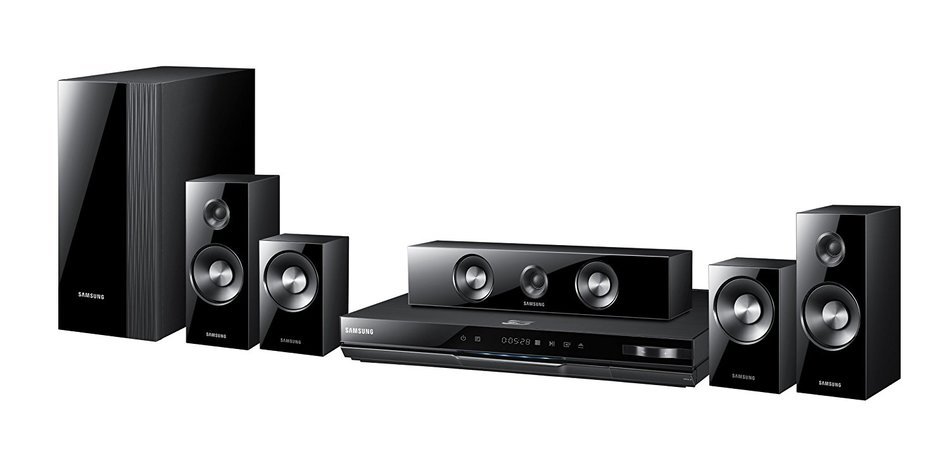 Samsung Electronics HT-D5500 Home Theater System (Old Version) N2