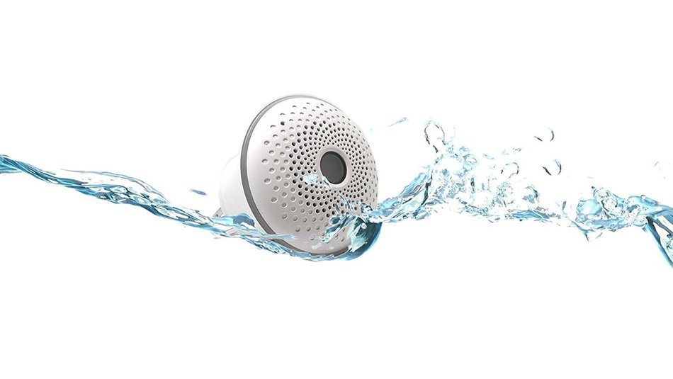 Wireless Portable Rechargeable Indoor Outdoor Waterproof Resistant Bluetooth Speaker & Mp3 Player With FM Radio...