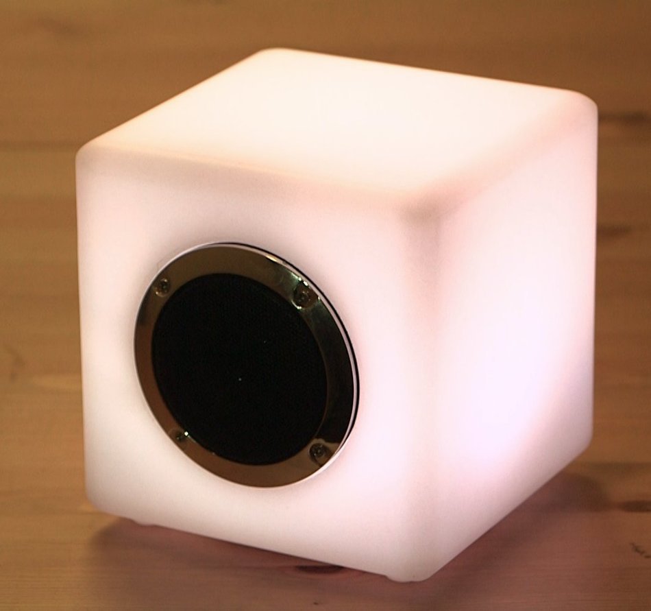 Light-Show, New Age Luminous Cube, Bluetooth LED Light Pulsing Speaker N8