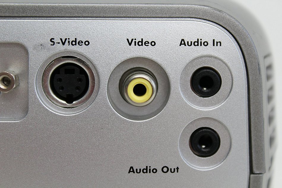 Dell 1201MP DLP projector - SVGA 2000 ANSI lumens N6