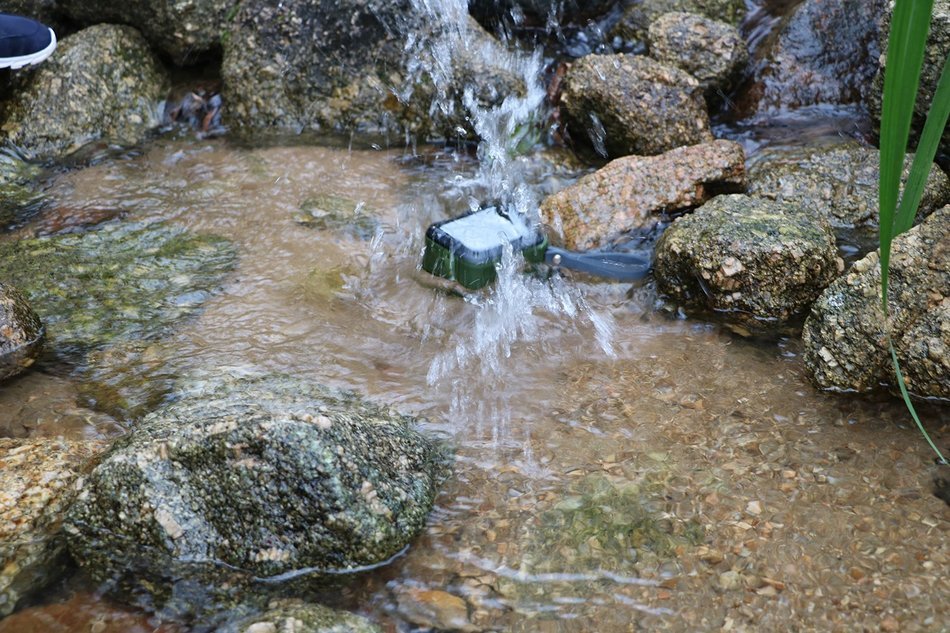 Outdoor Bluetooth Speaker, GLL Waterproof Shower Wireless Speaker, Shockproof Dustproof Portable Bluetooth Speaker... N2