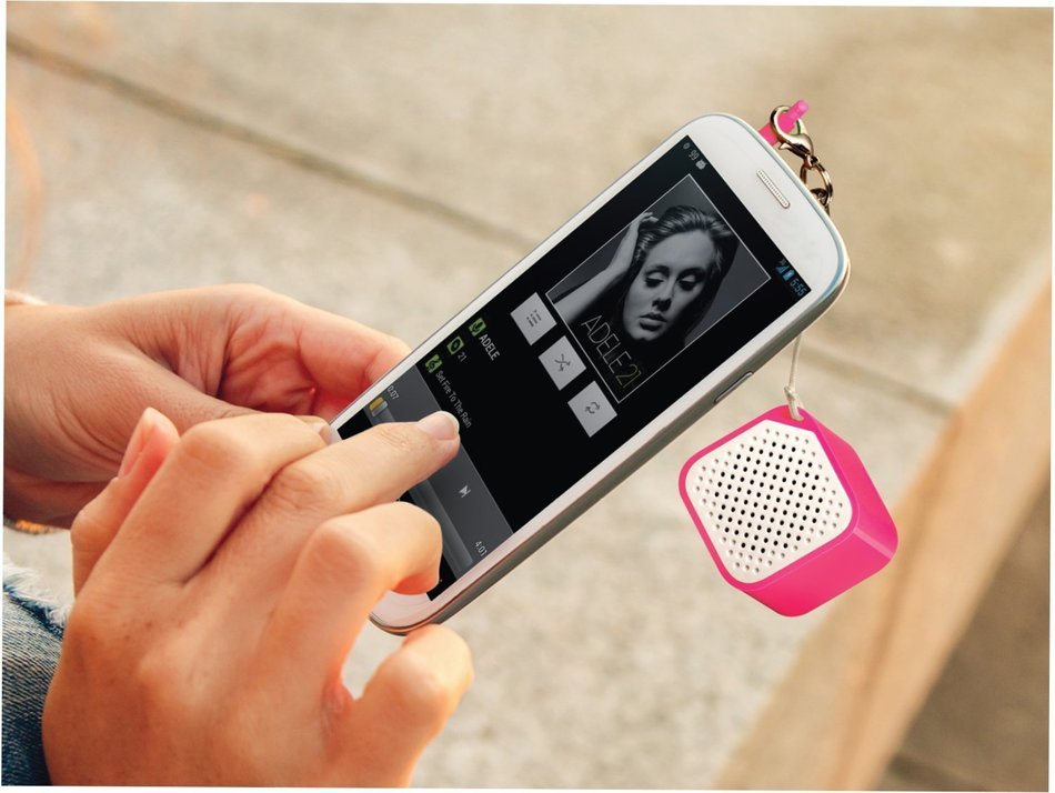 SoundLogic XT 2-In-1 Portable Bluetooth Mini Cube Speaker & Selfie Remote, Purple N4