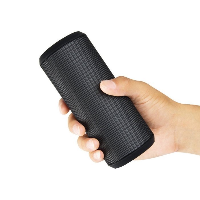 Hcman RoyQueen T900mini Hi-Fi Portable Wireless Bluetooth 4.0 NFC Speaker， LED Light Visual Display Mode Powerful... N3