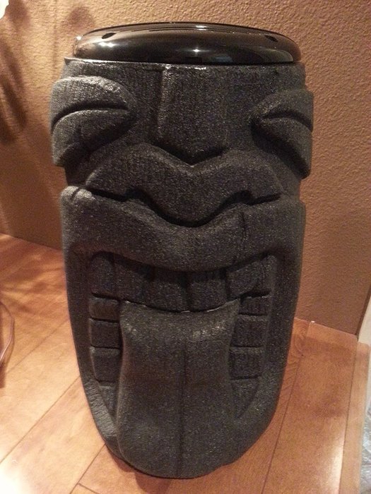 Tongue Tiki Speaker Pair & Bluetooth Amplifier (Black Granite) N3