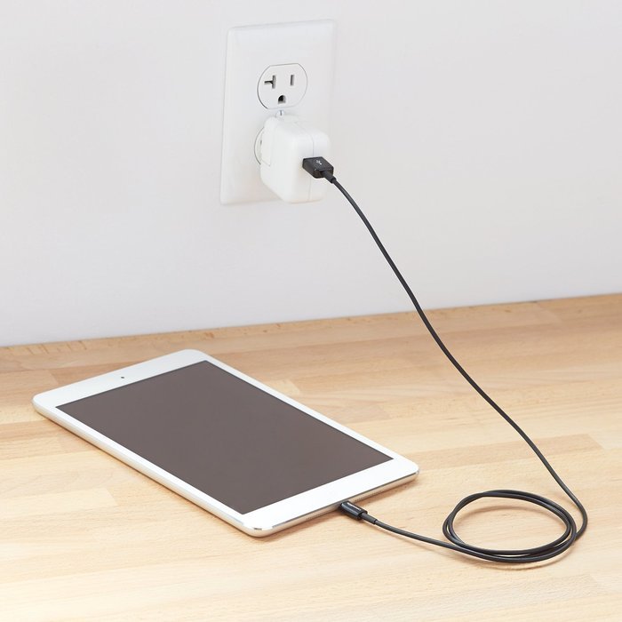 AmazonBasics Apple Certified Lightning to USB Cable - 6 Feet (1.8 Meters) - White N11