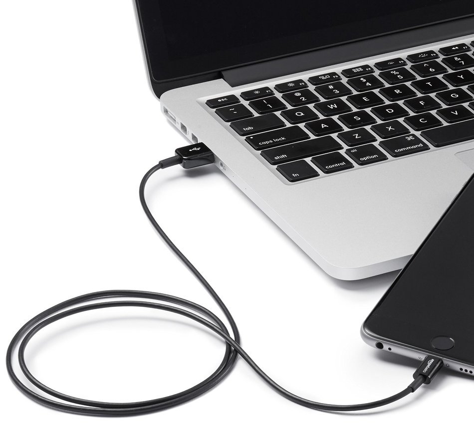 AmazonBasics Apple Certified Lightning to USB Cable - 6 Feet (1.8 Meters) - White N56