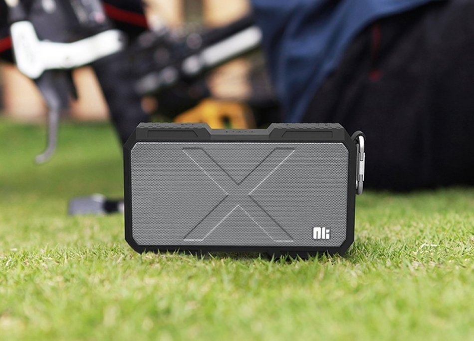 Tomplus Portable Outdoor Wireless Bluetooth CSR 4.0 Waterproof IPX 4 Sport Speaker + Support 5200mah Power Bank... N8