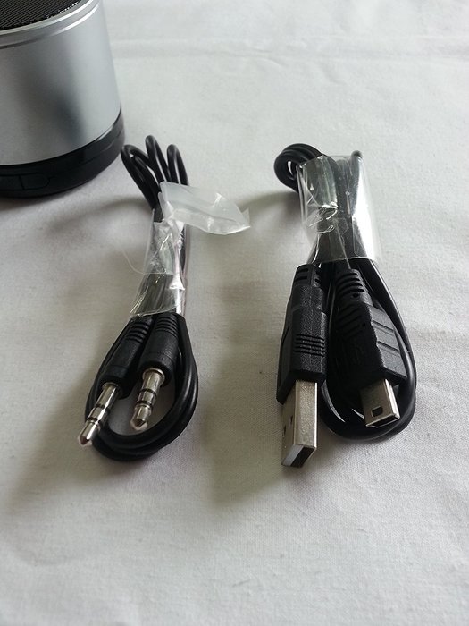 iBomb(TM) EX350 High Quality Wireless Bluetooth 3.0 with 3.5mm AUX Input, Microphone, Micro SD Card Slot Include... N3