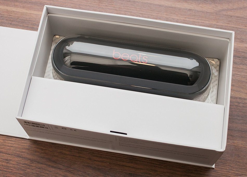 Beats by Dr. Dre Pill 2.0 Portable Wireless Bluetooth Speaker w/3.5mm Auxiliary Jacks & Case (Black Pill 2.0) N5