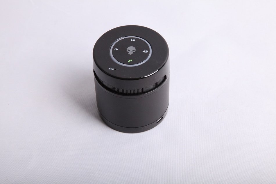 TOSA Cylinder Bluetooth Speaker, Black N3