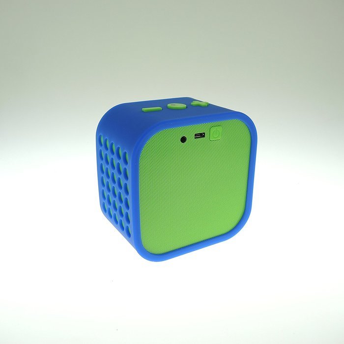 Vivitar Infinite V139BT Portable Wireless Bluetooth Speaker, Powerful Sound with Built-in Mic and AUX Connectivity... N8