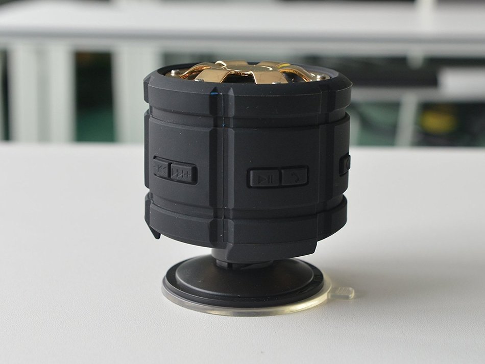 Waterproof Portable Bluetooth Speaker Super Bass, Powerful Sound, Whell Shape Design with speaker phone function N2