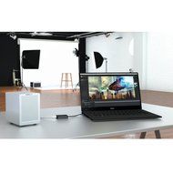 StarTech.com Thunderbolt 3 to Thunderbolt Adapter - Windows Only - Thunderbolt 3 USB-C to Thunderbolt Adapter N5