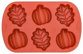 Wilton Ruffled 6 Cavity Silicone Heart Mold Pan N13