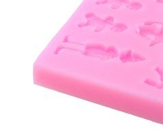 niceeshop(TM) Snowflake Cookie Biscuit Silicone Baking Mold Fondant Cake Decorations for Christmas ,Random Color N2