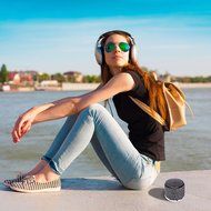 RShop Bluetooth Speaker, Portable / Mini Bluetooth Speaker, 3.5mm Stereo Plug Audio, Built-in lithium Battery,... N10