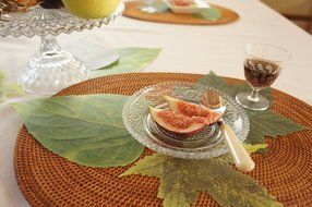 EuroQuest Imports Spring Deco Parchment Leaves, Package of 20 N3