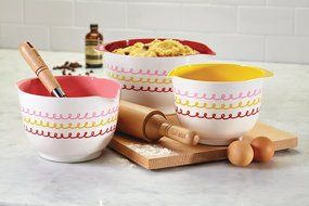 Cake Boss 3-Piece Melamine Classic Mixing Bowl Set N5