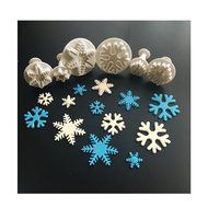 ilauke 6PCS Snowflake Cookie Cutters Decorating Fondant Embossing Tool Snowflake Plunger Cake Cutter N6