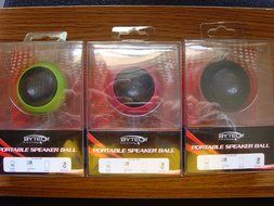 Apple iPod Shuffle Mini Portable Keychain Speaker Ball