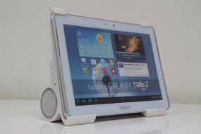 SimplyVibe V4-94P-S (Silver) Portable Rechargeable Wireless Bluetooth Speaker Stand for iPad, Galaxy N5