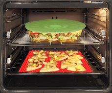 Non Stick Heat Resistant Raised Pyramid Shaped Silicone Baking, Roasting Mats - 16 Inches X 11.5 Inches - Red N4