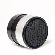 Bluetooth MP3 Mini Stereo Card Radio Aluminum Alloy Small Steel Gun Wireless Speaker (White)