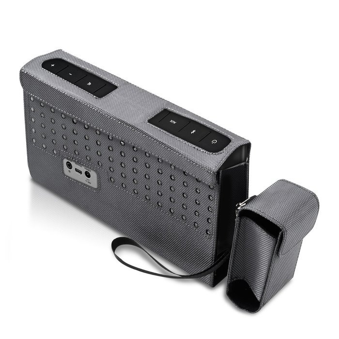 kwmobile Protective case for Bose SoundLink 3 in black made of Nylon - including pocket for accessories N6