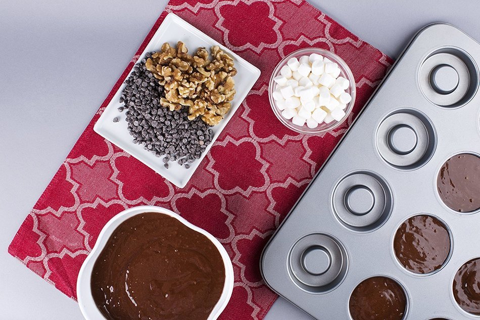 Mrs. Fields Cutie Mini Brownie Bites Pan, Metallic N18