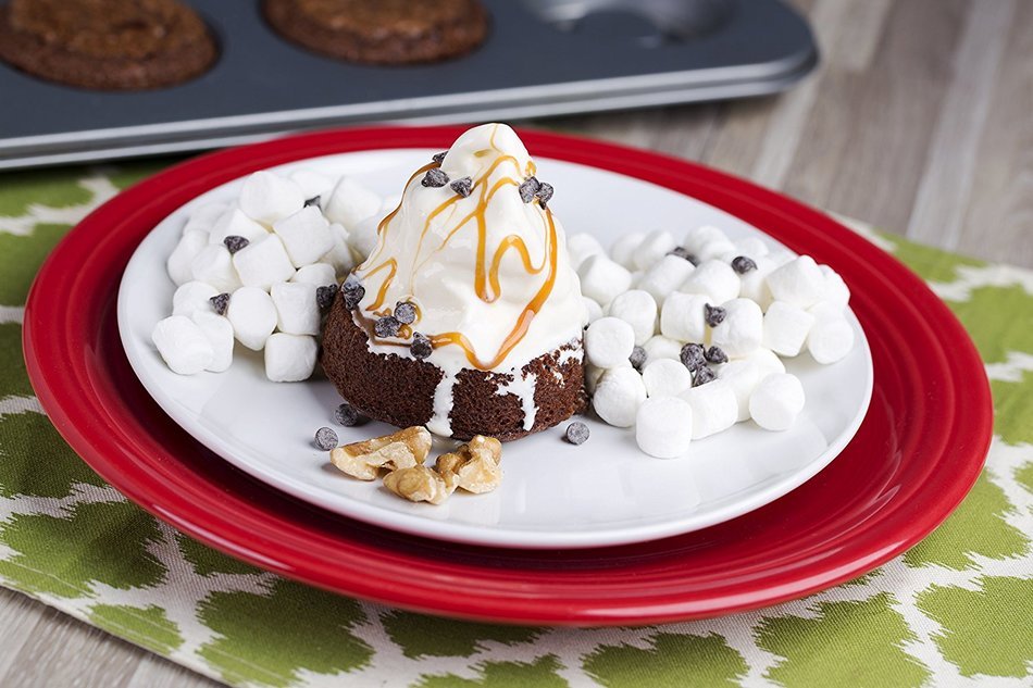 Mrs. Fields Cutie Mini Brownie Bites Pan, Metallic N20