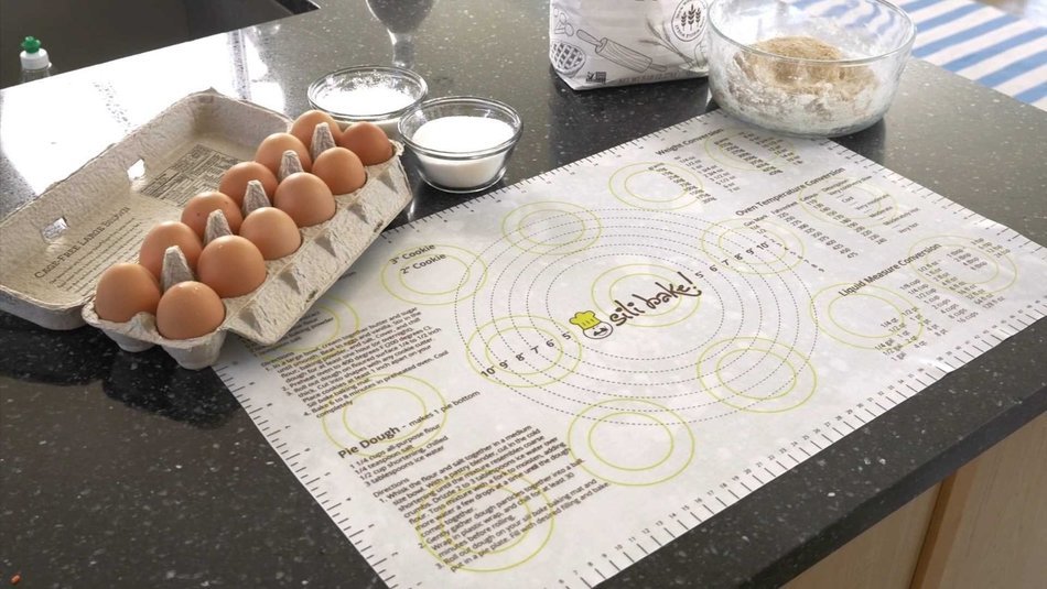 Silicone Large Pastry Mat With Measurements. 14.9" x 23.3" Non-Slip Sheet Sticks To Countertop For Rolling Dough N3