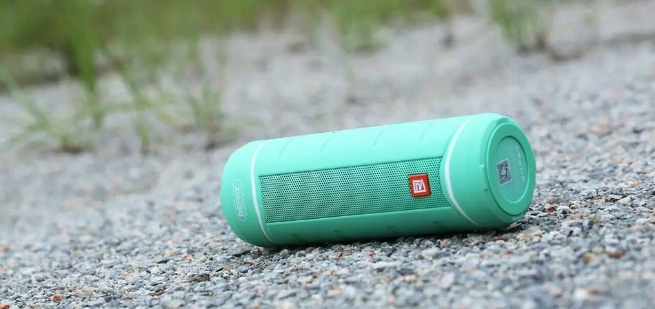 Remax RB-M10 Outdoor Bluetooth Speaker Portable Audio Player Sound Box Bluetooth V4.1 5W2 Speakers Blue Color N5