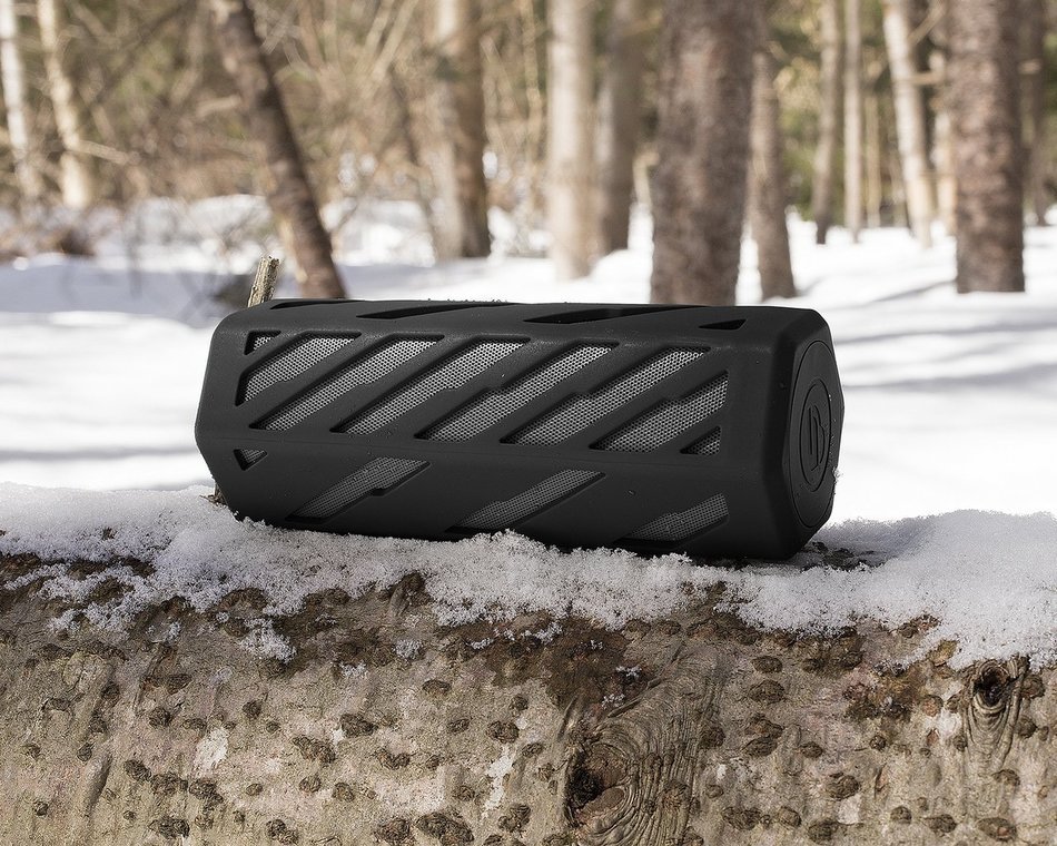 Urban Beatz RockOn Rugged Splash Proof Portable Wireless Stereo Bluetooth Speaker with Built in Microphone / Speakerphone... N5