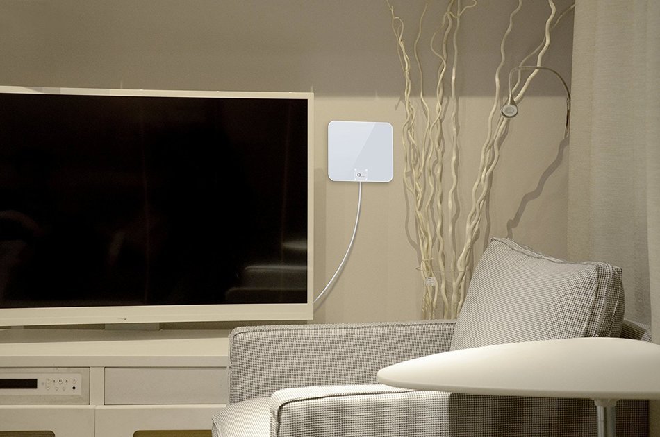1byone 50 Miles Amplified HDTV Antenna with Amplifier Booster USB Power Supply to Boost Signal and 20ft Coaxial... N22