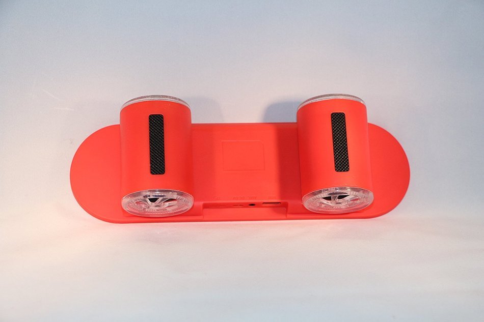SCOOTER SKATEBOARD BLUETOOTH WIRELESS SPEAKER WITH LED LIGHT SUPPORT MP3 TF CARD N4