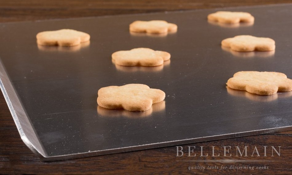 Bellemain Cookie Sheet 14"x17" , Pro Chef Quality, Heavy Duty Aluminum N6