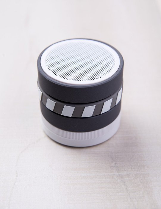 Music That'll Move Ya Bordeaux Bluetooth Speaker Green Apple / True Blue N2
