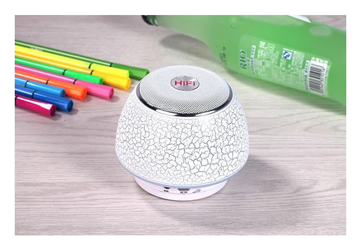 IHome Fusion Portable Bluetooth Speaker LED Light Lamp FM Radio Hand