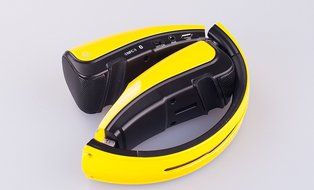 Arrela&reg; Bluetooth Stereo Speaker &amp; Foldable Smartphone Stand, Built-in Mic, Portable Compact, USB &amp; 3.5mm jack... N5